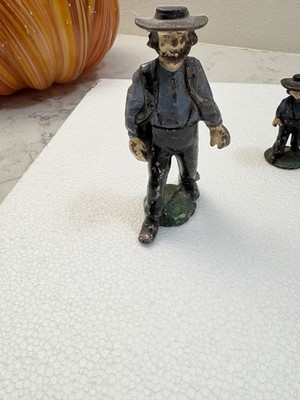 CAST IRON AMISH 5  Male And 3  Boy figure Mennonite Jakob Ammann Mid Century