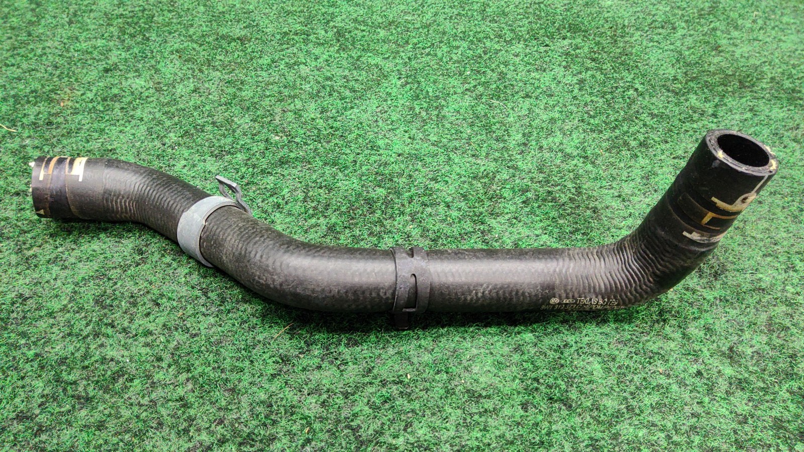 2017-2019 Audi A4 Quattro Coolant Hose / Line Oem 8w1819373c