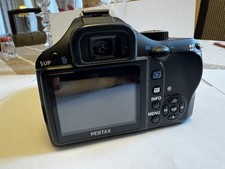 PENTAX K-x 12.4MP Digital SLR Black w/ SMC DA L 18-55mm f/3.5-5.6 Lens