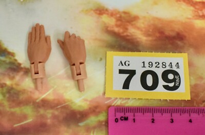Weibliche Hände im Maßstab 1:6 für Actionfiguren Y709