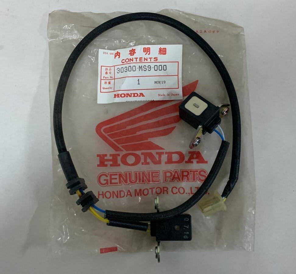 HONDA NTV650 NTV600 PULSE GENERATOR ASSY # 30300-MS9-000 NEW OEM