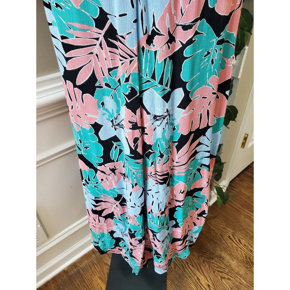 Mono FOREVER 21 Mujer Multicolor Floral Correa de Espagueti Espalda Abierta Talla Grande Foto 4 de 4