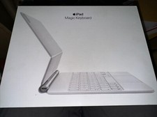 Apple Magic Keyboard for 11 Apple Magic Keyboard for 11