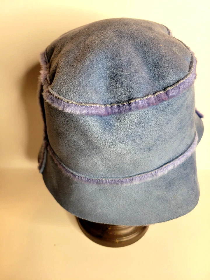 LIZ CLAIBORNE Mujer M/L Imitación Gamuza Imitación Piel Azul Invierno Cubo Cloche Sombrero Foto 3 de 4
