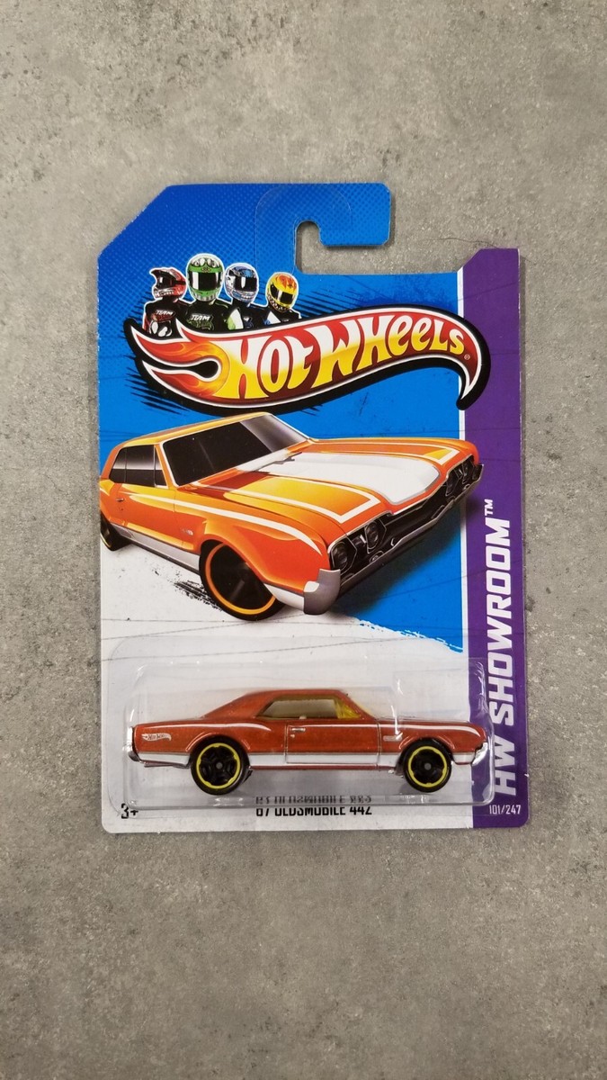 Hot Wheels HW Showroom '67 Oldsmobile 442 2012 | eBay