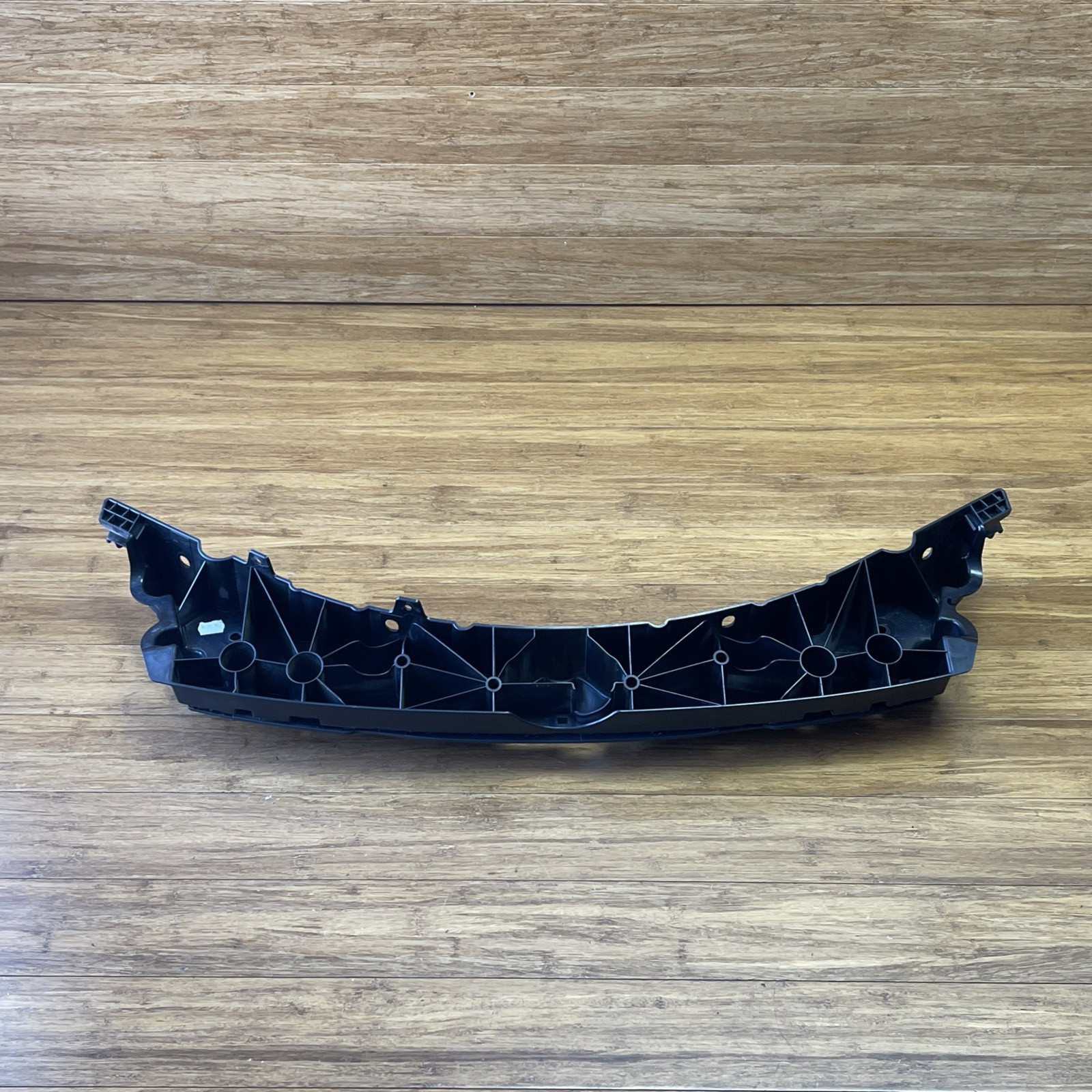 2014-2020 BMW i8 I12 Rear Bumper Cover Upper Center Support Bracket OEM
