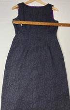 TAHARI Navy dress size 6 Cotton Poly Brocade Purple Poly Lining. EUC