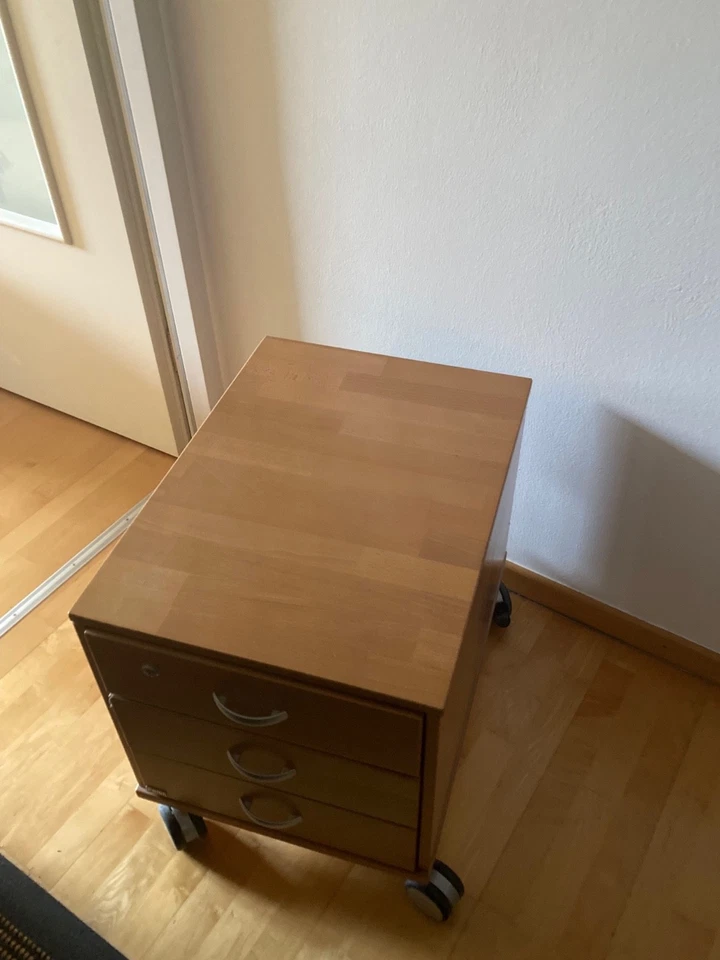 Paidi Rollcontainer mit 3 Schubladen und Schlüssel, massiv. Für Groß und Klein.