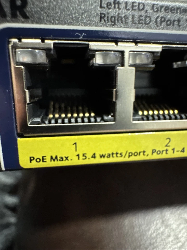 NETGEAR ProSafe Easy Smart Managed PoE Switch - GS108PE300NAS - Image 3 of 4