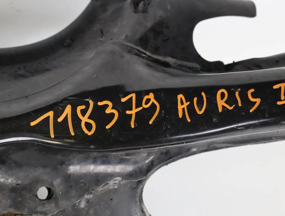 Berceau moteur avant occasion TOYOTA AURIS II Phase 2 - 1.2i 116ch - - Imagen 4 de 4