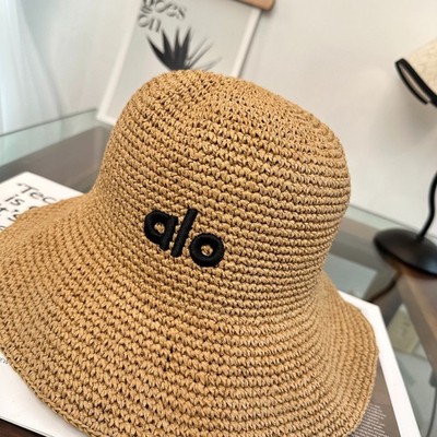 Alo Yoga Raffia Bucket Hat | Woven Summer Logo Hat Head  display picture 1