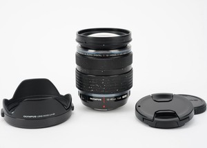 Olympus M.Zuiko Digital ED 12-40mm f/2.8 PRO Wide to Portrait-Length Zoom Lens