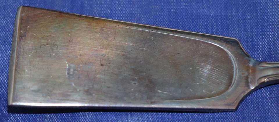 Versilbertes Butter- und Käsemesser Wellner gemarkt GOWE 90 im Etui Vorlegeteile - Bild 4 von 4