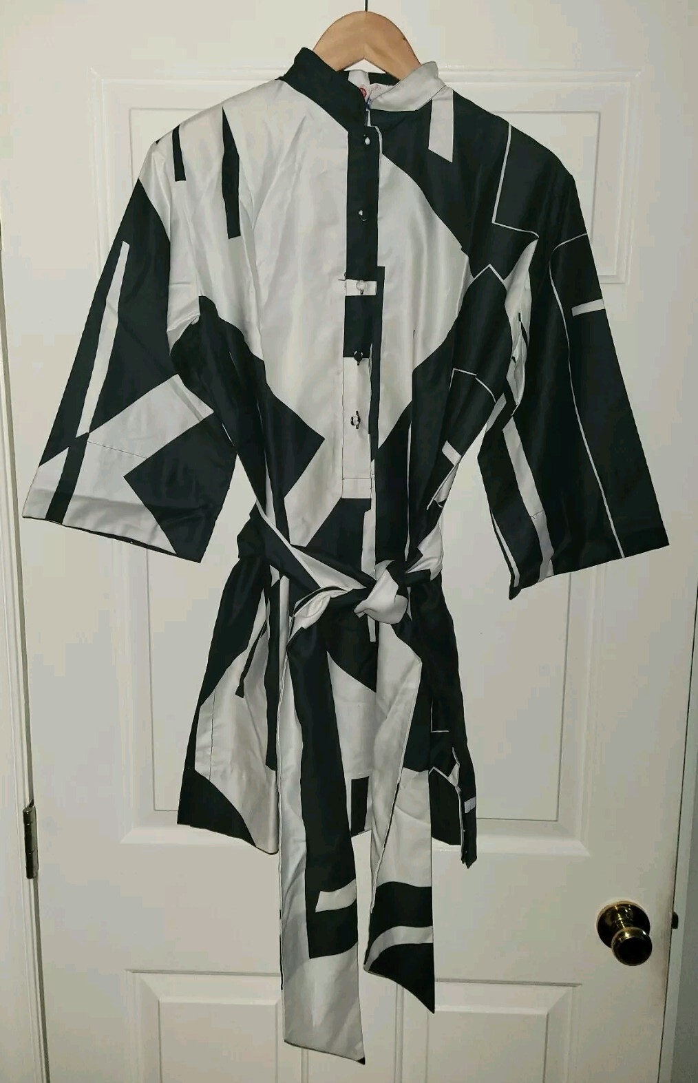 Picture 1 of 10