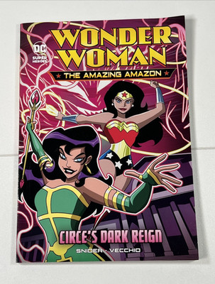Circes Dark Reign (Wonder Woman the Amazing Amazon) - Paperback -