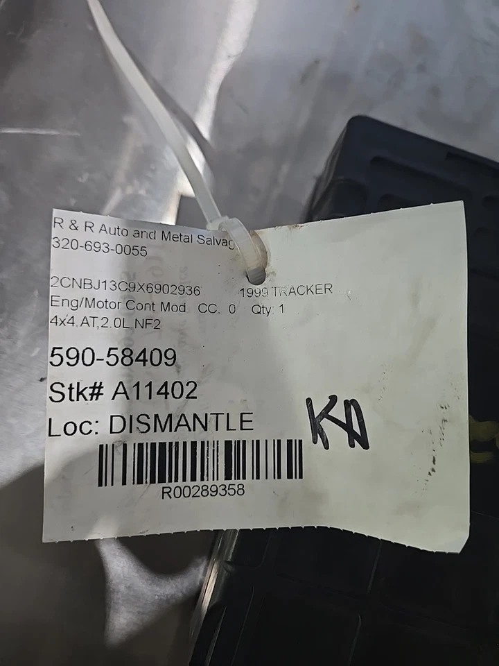 Модуль управления двигателем/ECU 1999 Chevrolet Tracker - Изображение 4 из 4