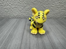 Neopets Kougra Thinkway Toys 2004 2" mini vinyl figurine