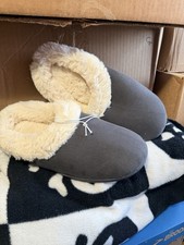 Dearfoams HD Memory Foam Slippers Special Edition Size 8 Dark Grey 7.5