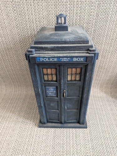 Doctor Who 2 Ärzte - Sechster Doktor, Sontaran, Zweiter Doktor (Androgum) & Tardis - Bild 4 von 4