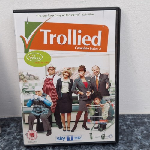 Trollied Serie 1 & 2 DVD's Konvolut mit insgesamt 4 Discs Zertifikat 15 - Bild 4 von 15