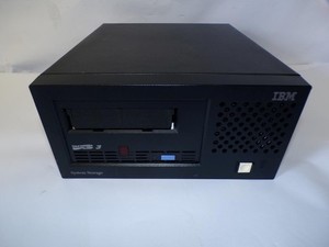 IBM 3580-L33 Ultrium 3 LTO-3 Tape Drive External System Storage 23R3687 (V5161)