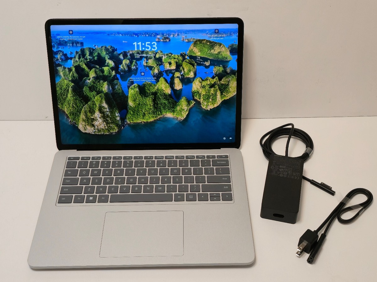 Surface Laptop Studio (1964) Core i7-11370H 32 GB RAM 1TB