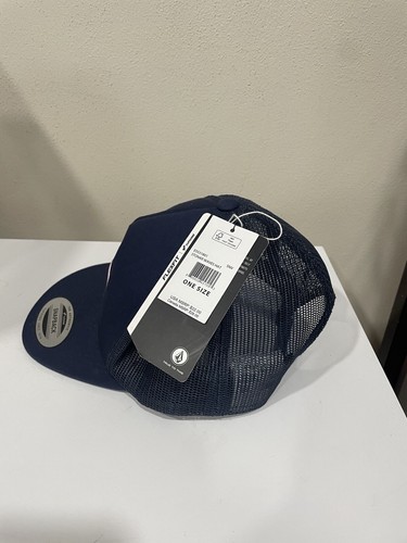 Volcom Snapback Adjustable Trucker Hat Baseball Cap in Navy Blue and Pink - Picture 4 of 8