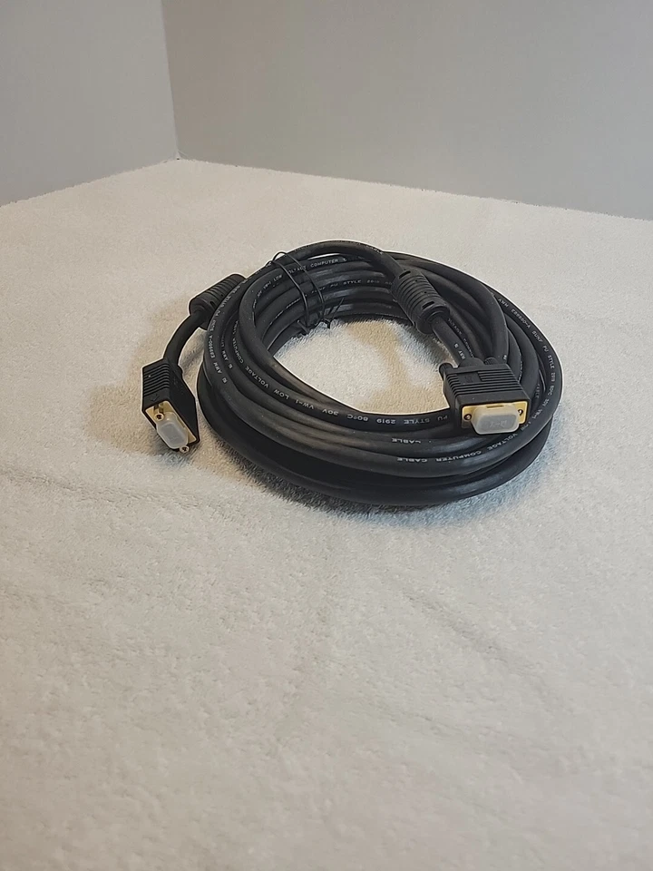 Tripp Lite P500-025 SVGA Monitor Extension Gold HD15 Cable 25' 7.6m - Image 2 of 4