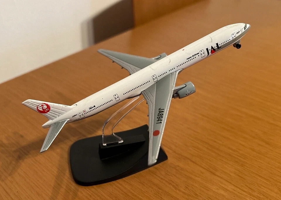 Aereo di linea Boeing 777-346  - JAL - Fabbri - 1/460 - Immagine 4 di 4