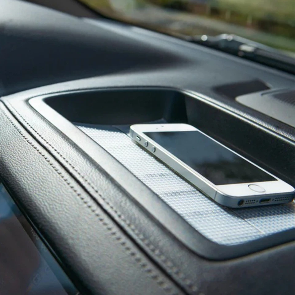 Cat Tongue Glow Grip Tape Non-Abrasive Durable Anti-Slip Tape Glow-in-the-dark - Image 4 of 4