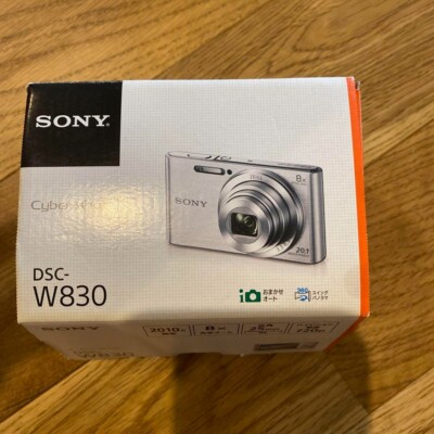 Sony Cybershot DSC-W830 20.1MP Digital SLR Camera Silver 8x