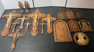 LOT OF 17 VINTAGE BARWOOD CATHOLIC RELIGIOUS PLAQUES CRUCIFIXES & FIGURES