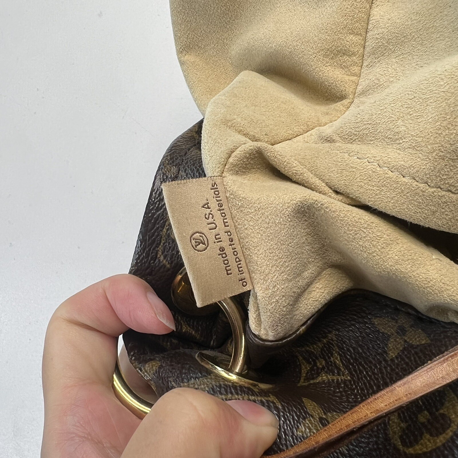 LOUIS VUITTON Authentic Artsy MM Monogram Shoulder Hobo Handbag