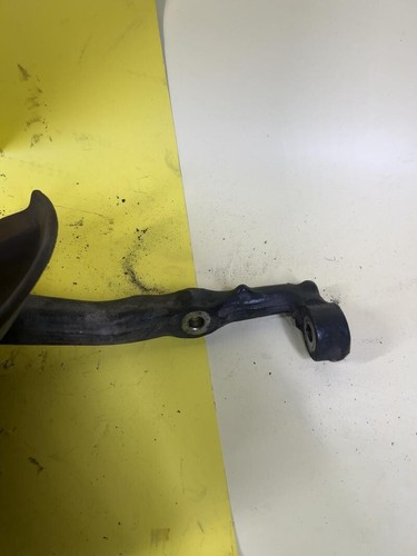 2005-2023 Toyota Tacoma Front Right Passenger Spindle Knuckle Assembly 4x4 OEM - Picture 4 of 4