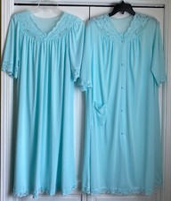 Vintage SHADOWLINE Blue Nightgown Robe Set Peignoir Nylon Lace Embroidery Medium
