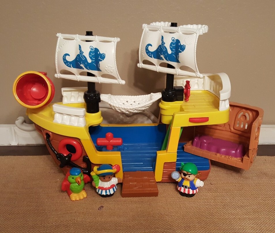fisher price little people pirate ship