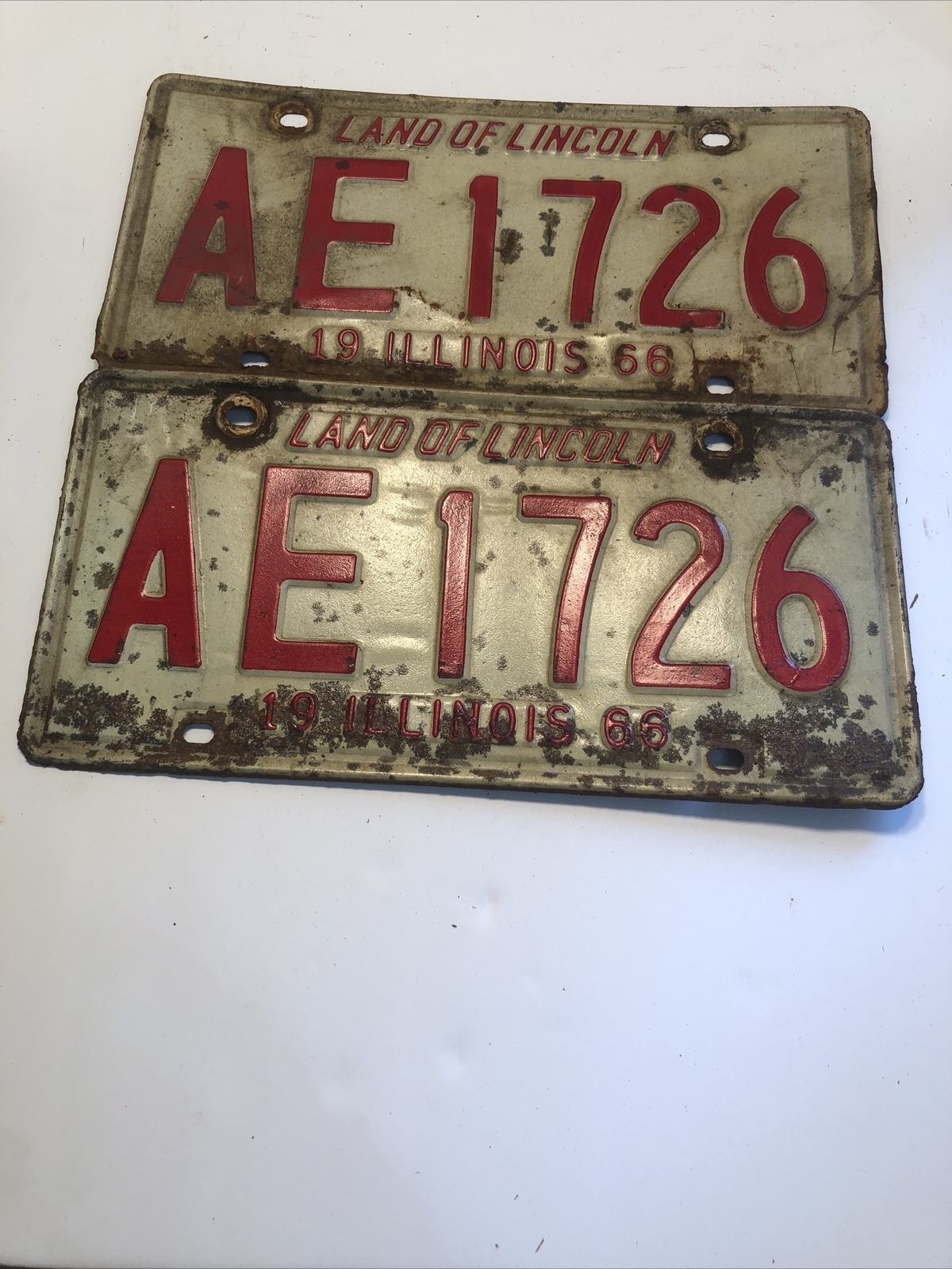 Illinois Pickup Truck Old License Plates 1966 Pair Classic Garage Man