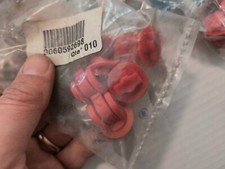 1x ORIGINAL 60592698 FERMAGLIO FERMO ASTA COFANO MOTORE FIAT MULTIPLA 145 146 33