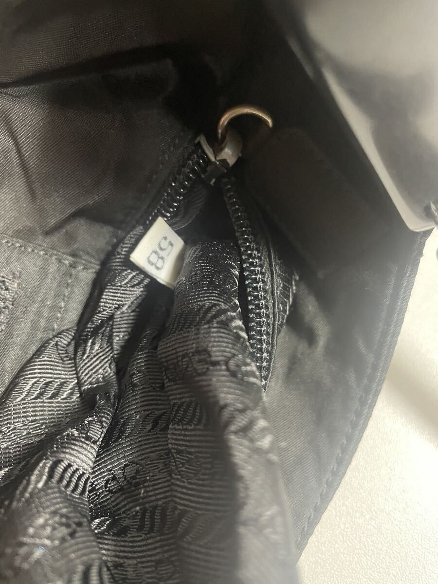 Prada Nylon Black One Shoulder Bag Triangle Logo Vintage Authentic thumbnail 10