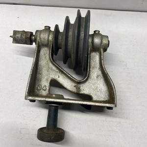 Antique Lathe Craftsman Dunlap Head Stock  04 & Bracket  CLD-02