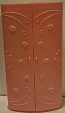 Vintage soft bubble gum pink wardrobe closet for Barbie from 1989