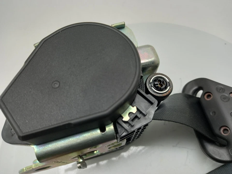 FORD TOURNEO CONNECT Seat Belt Mk2 2013-2022  - Image 4 of 4