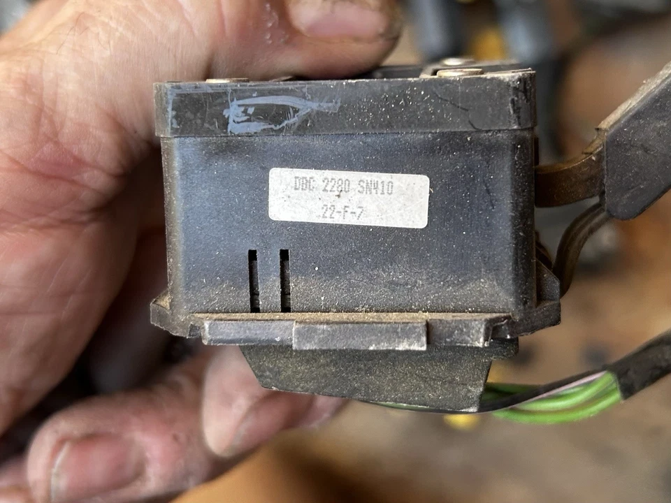 Interruptor limpiaparabrisas Jaguar XJ6 a granel 1988-1992 #JLM505 #DBC2280 Foto 2 de 3