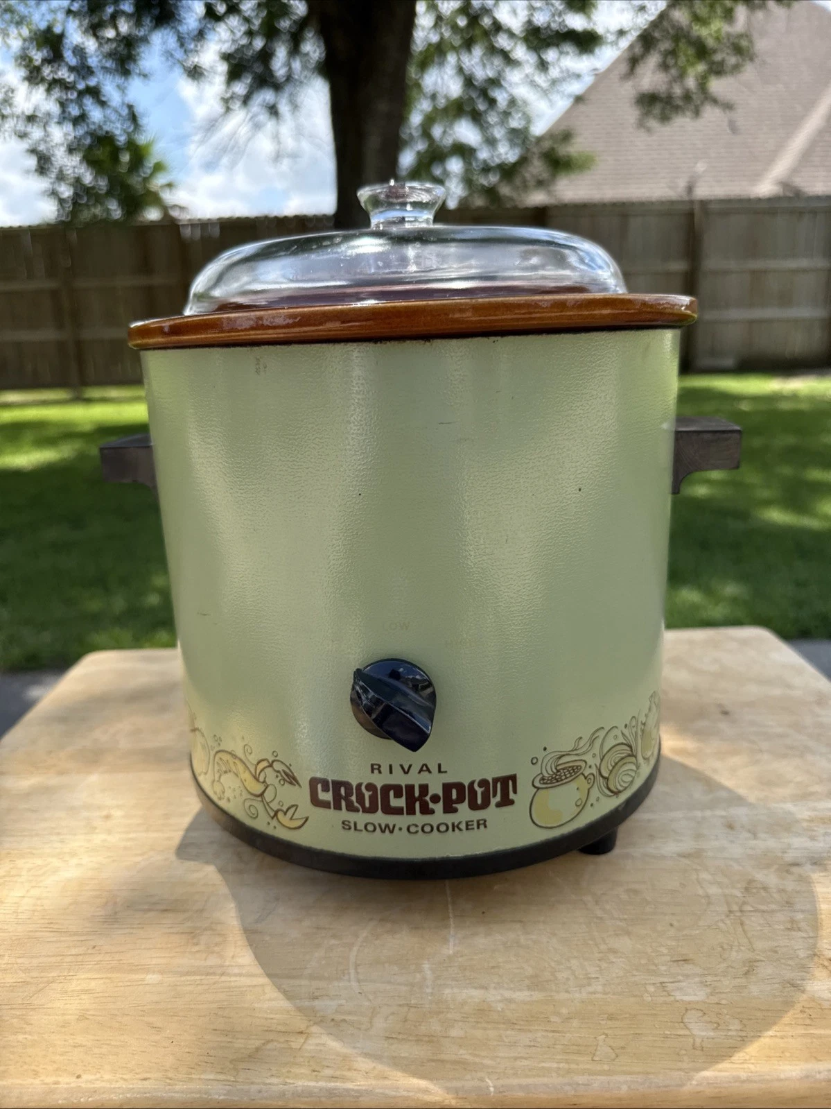 VINTAGE 1970s RIVAL CROCK POT SLOW COOKER 3.5 QT. AVOCADO GREEN MODEL 3100/2