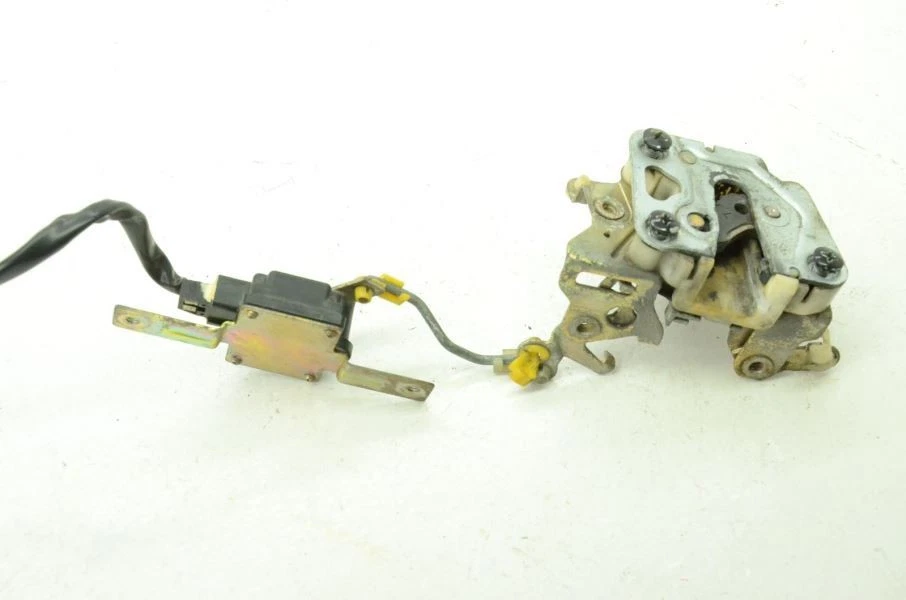 Nissan 300ZX Z31 1984-1986 2+2 conductor puerta delantera izquierda cierre actuador Foto 3 de 4