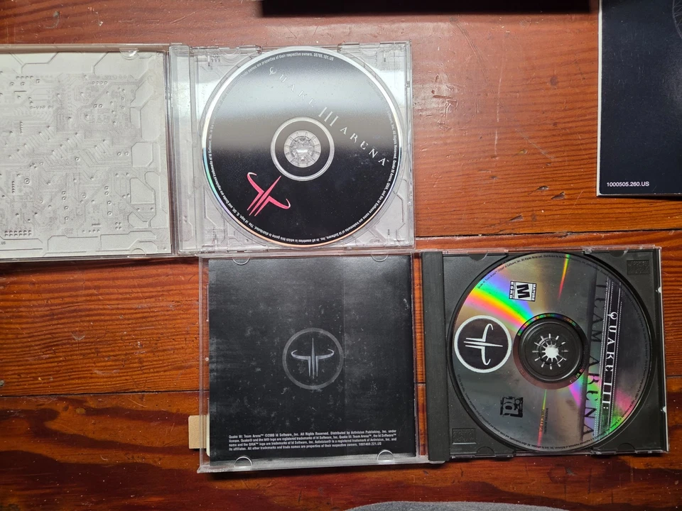 Quake III Arena + Quake III: Team Arena Expansion (PC) - Big Box - Completo Foto 3 de 4