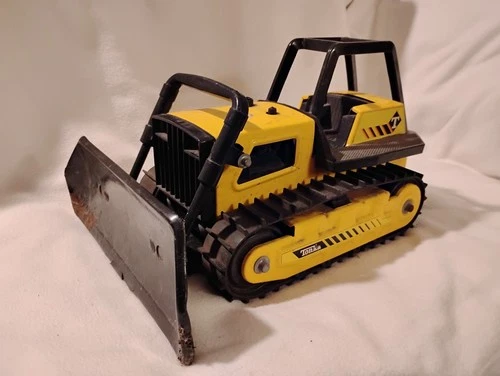 VINTAGE TONKA TRUCKS METAL BULLDOZER CONSTRUCTION EQUIPMENT TRACTOR BARN FIND