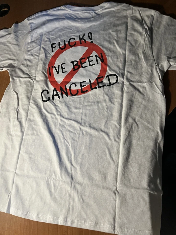 Camiseta cancelada Reigning Fury. XL! Foto 3 de 3
