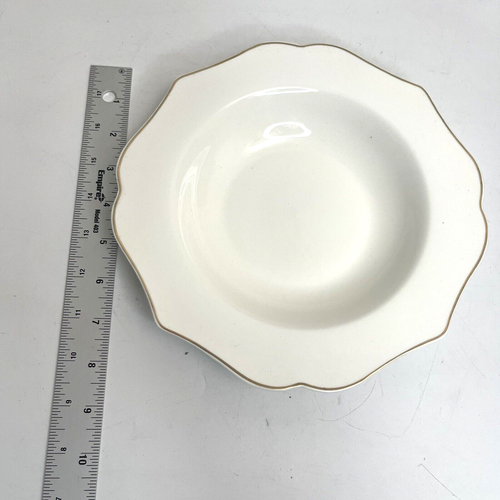 Godinger Gatherings Set of (4) 8” New Bone China 1' Deep Floral Plates Gold Edge - Picture 9 of 9