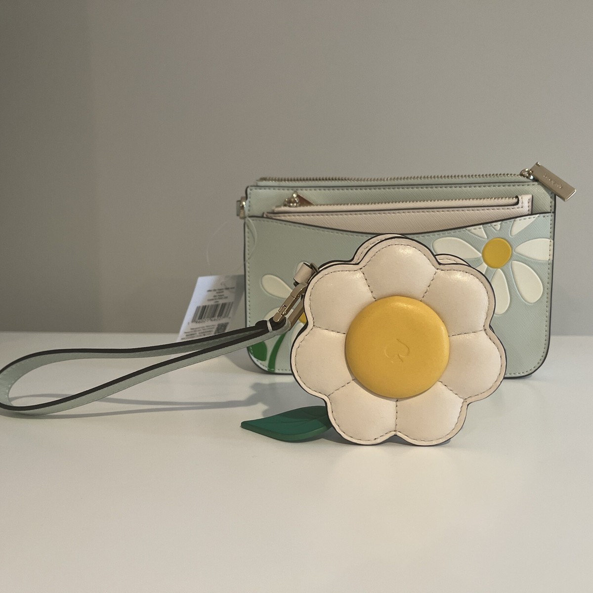 New Kate Spade Day Tripper Flower Daisy Wristlet Purse Coin Bag
